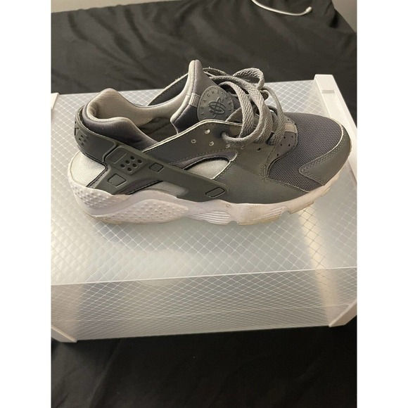 MENS YOUTH Nike Air Hurrache Grey And White Size 5Y Shoes No Box - Picture 7 of 9